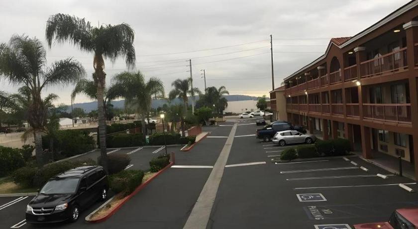 Grand Park Inn Baldwin Park Εξωτερικό φωτογραφία